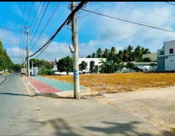 Đất mặt tiền Trương Văn Kỉnh, Trà Vinh 110m² giá 2.5 tỷ - Đầu tư sinh lời cao!