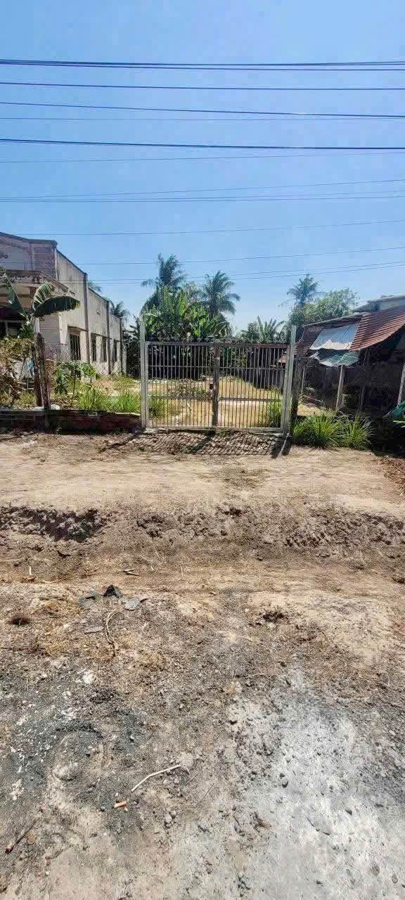 Đất nền đẹp tại hẻm 44 Trần Phú, Phường Long Hoa - 410m² giá 82 tỷ - Gần chợ Long Hải!