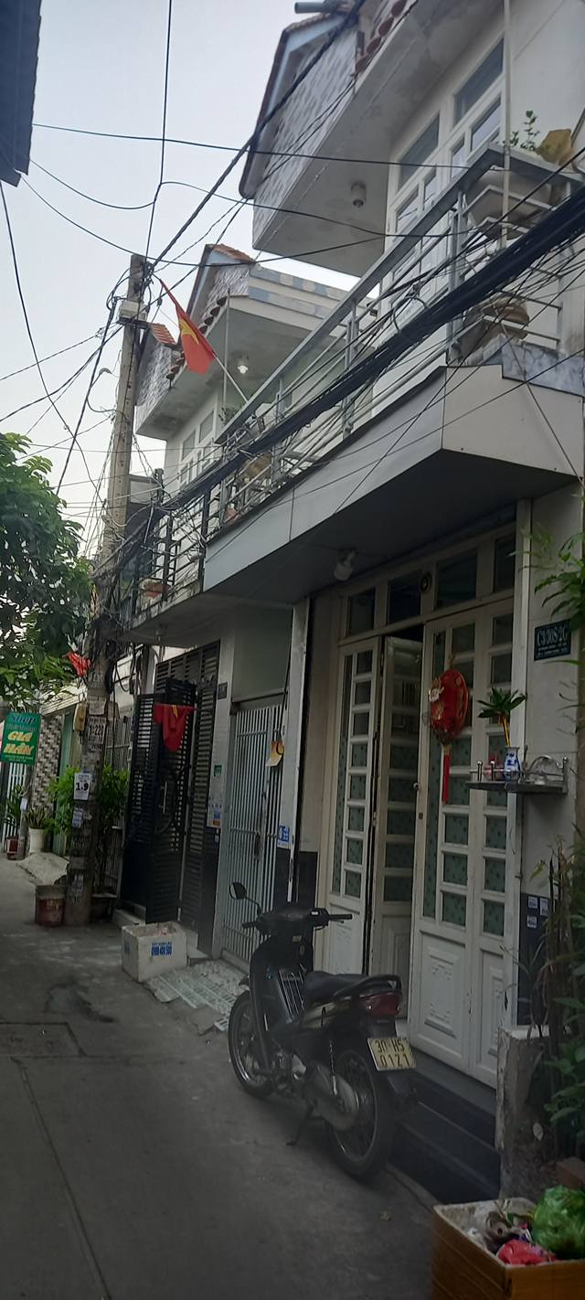 Nhà bán hẻm xe hơi C3 Phạm Hùng 26m² giá 2.2 tỷ - Thương lượng ngay!