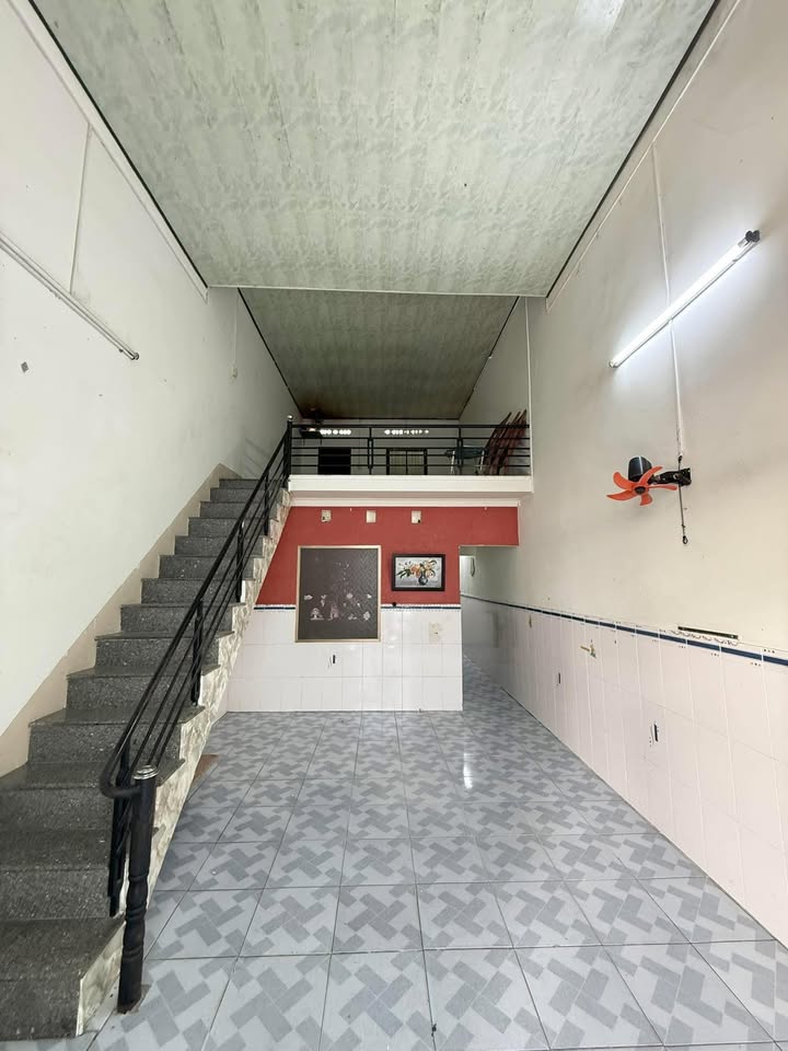 Nhà nguyên căn cho thuê hẽm Tô Hiến Thành, Quy Nhơn 50m² - Giá chỉ 3.5 triệu/tháng!