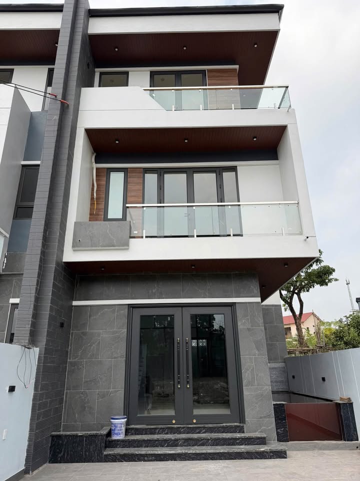 Nhà 3 tầng Phường Phan Đình Phùng 116m² giá 4 tỷ - Tiện ích đầy đủ, chính chủ bán gấp!