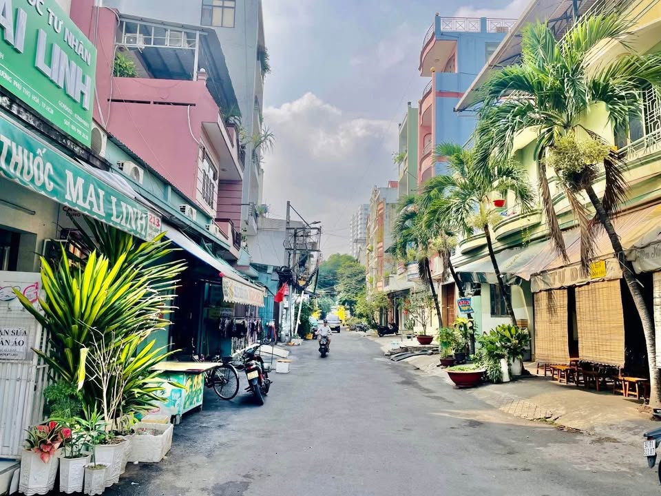 Nhà phố 120m² Đường Độc Lập, Tân Phú giá 6 tỷ - Chính chủ, sẵn sàng ở ngay!