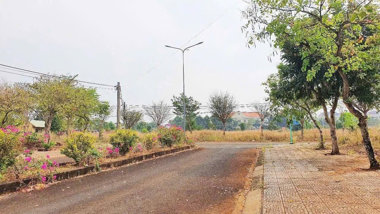 Đất thổ cư 120m² tại Tân Phước, Đồng Phú - Giá chỉ 950 triệu, sổ đỏ chính chủ!