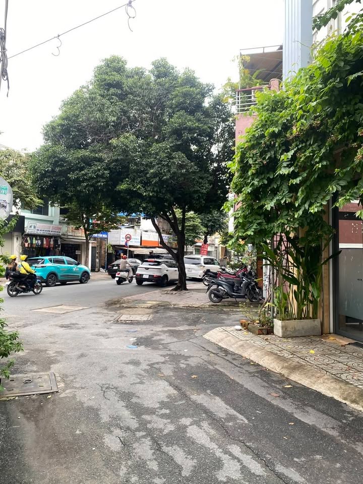 Nhà mặt tiền Trần Huy Liệu, Phú Nhuận 80m² giá 35 tỷ - Cơ hội đầu tư hiếm có!