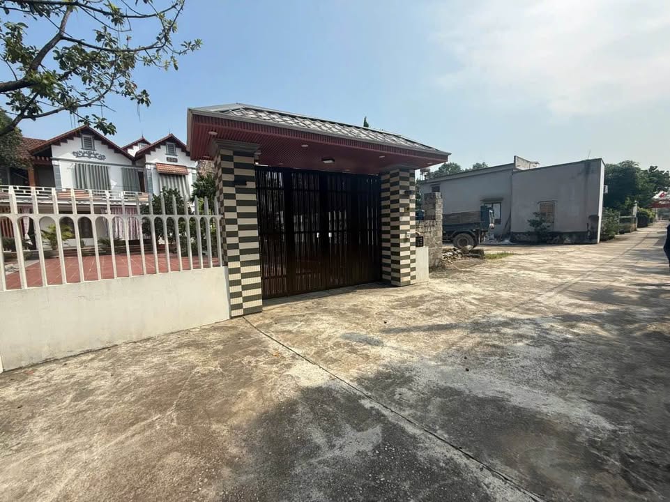 Đất thổ cư 187m² chính chủ tại Xuân Mai - Chương Mỹ, chỉ 2 tỷ VND!