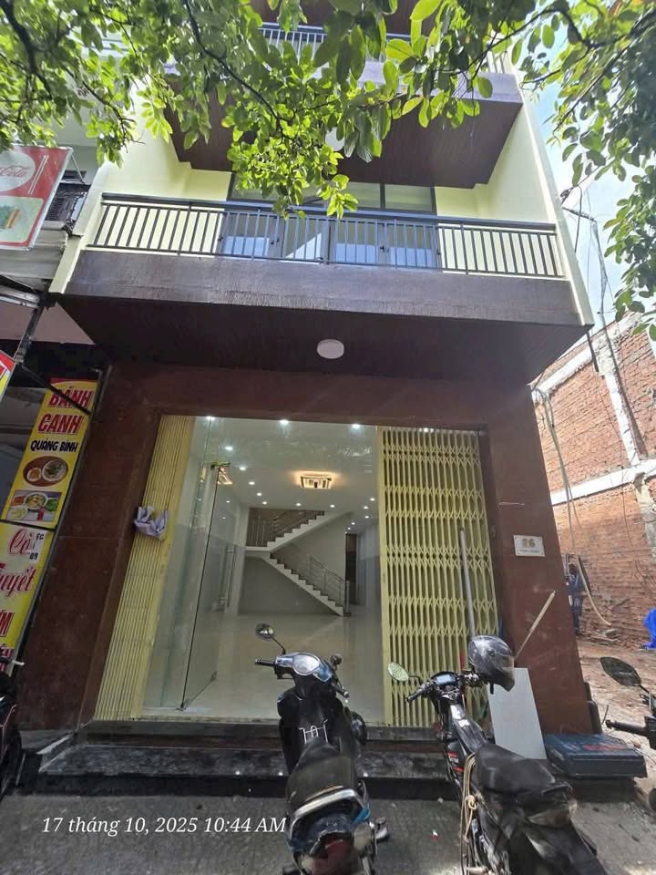 Nhà mặt phố Đặng Dung, Đà Nẵng 100m² giá 9 tỷ - Đầu tư lý tưởng!