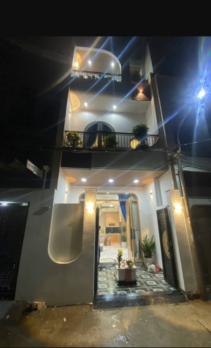 Shophouse cao cấp 3 tầng Đà Nẵng 64m² giá 5.48 tỷ - Thiết kế hiện đại, vị trí vàng!