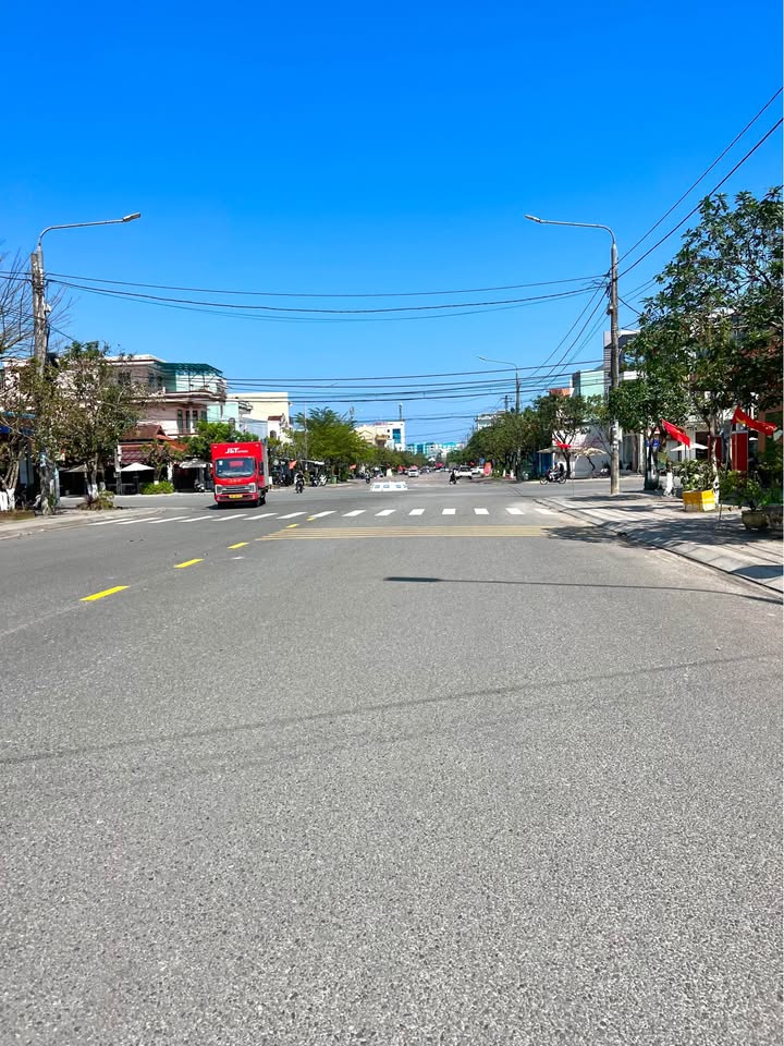 FrontHouse Đường Lê Lợi, Tam Kỳ 166m² giá 5 tỷ - Đầu tư sinh lời tốt!