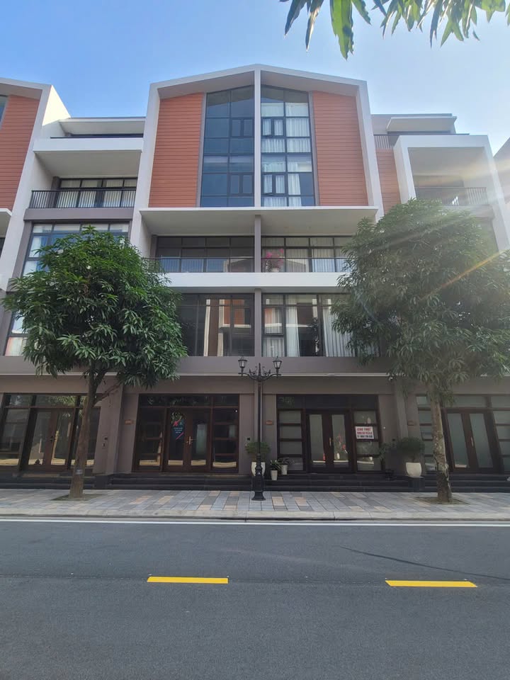 Shophouse Vinhomes Ocean Park Gia Lâm 54m² giá 8.5 tỷ - Cơ hội đầu tư sinh lời!