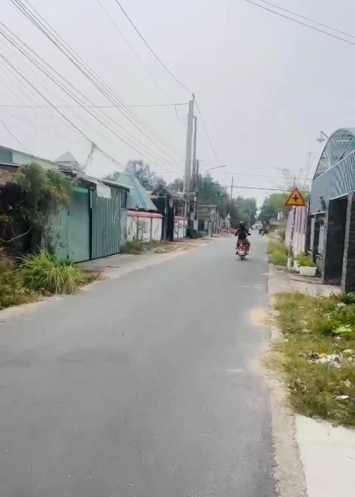 Nhà trọ 10 phòng tại Khu phố Lam Sơn, 332m², giá 5.375 tỷ - Đầu tư sinh lời ngay!