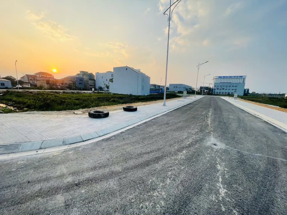 Đất quy hoạch Thạch Ngọc 156m² giá 4 tỷ - Hướng Đông Bắc, giao thông thuận lợi!