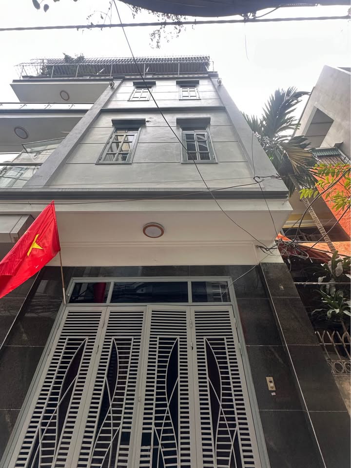 Nhà mặt phố Văn Quán, Hà Đông 60m² giá 15 tỷ - Kinh doanh ô tô vào nhà!