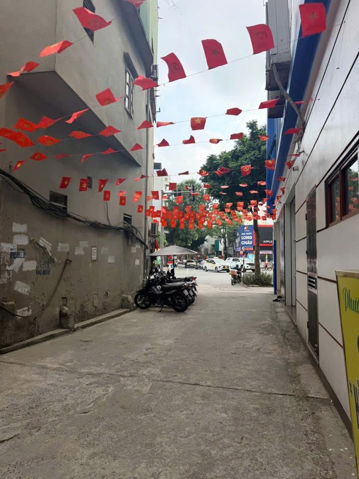 Đất nền đường Ngô Gia Tự, Long Biên 188m² giá 23 tỷ - Cơ hội đầu tư tốt!