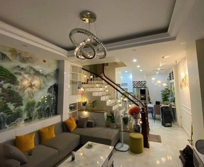 Bán Nhà An Khánh 43m² giá thỏa thuận - Vị trí đắc địa, ô tô tránh