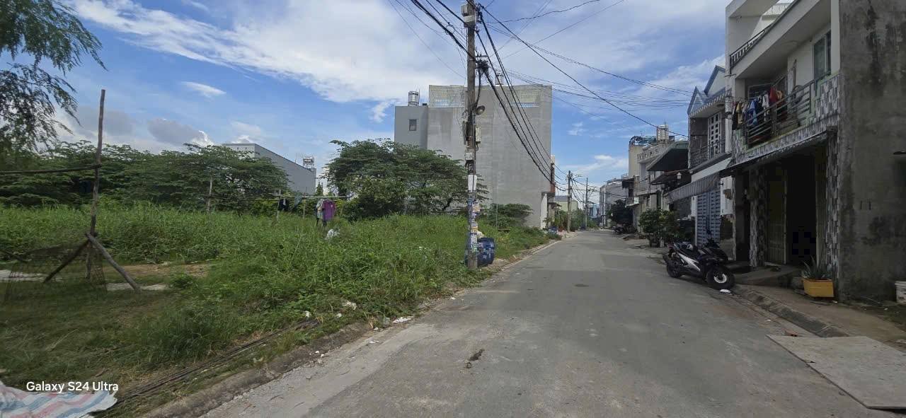 Đất nền đường ĐT Lộ 10, Bình Tân 1380,5m² giá 35 tỷ - Đầu tư sinh lời ngay!