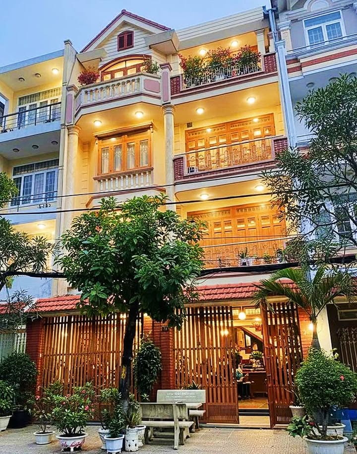 FrontHouse Khu Tên Lửa, Quận Bình Tân, 160m² giá 21.5 tỷ - Đầu tư sinh lời ngay!