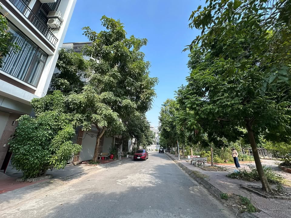 Đất nền khu 3 - Đại Phúc 75m² giá 10 tỷ - Sổ hồng chính chủ!