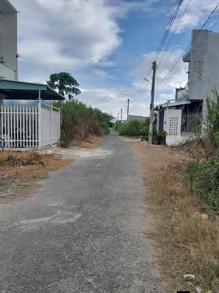 Đất nền Phường Mỹ Quý, TP Long Xuyên, 85m² giá chỉ 800 triệu - Hướng Nam mát mẻ!