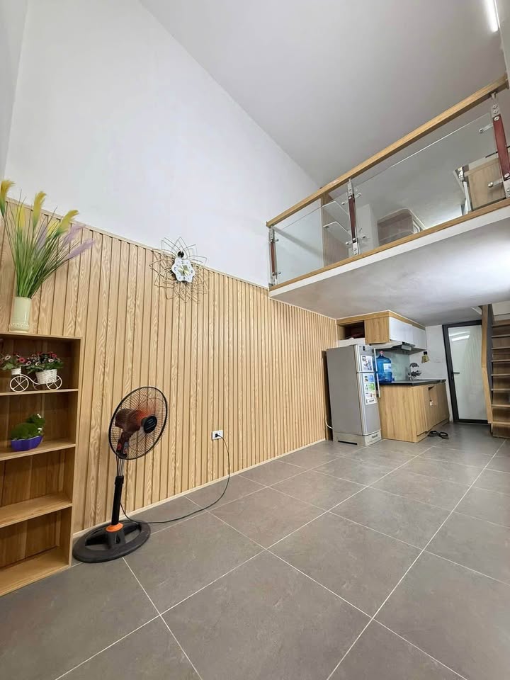 Nhà phố Kim Mã 30m² giá 5.8 tỷ - Sổ đỏ chính chủ, ở ngay!