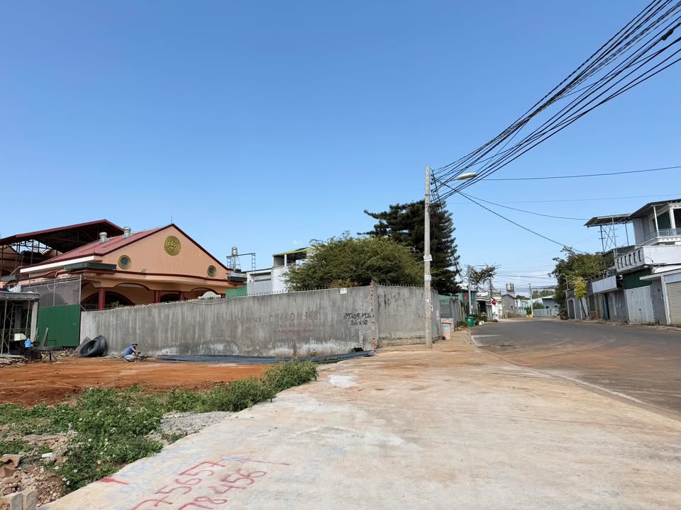 Lô đất mặt tiền Đỗ Nhuận 145m² giá 6.65 tỷ - Vị trí đắc địa, dân cư đông đúc!