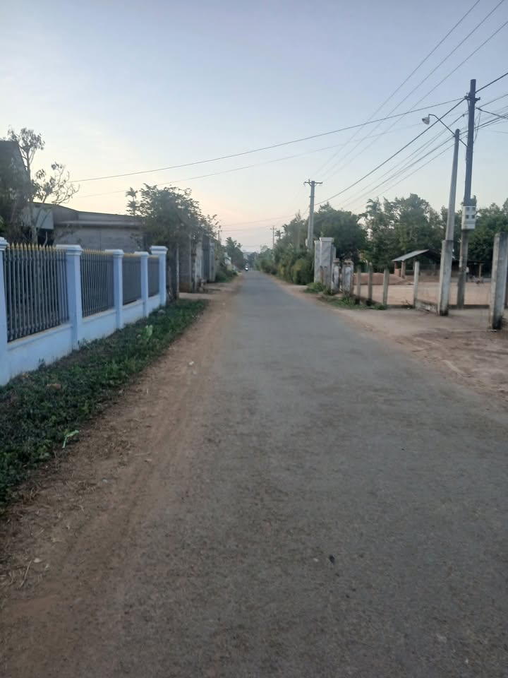 Đất nền KCN Phú Xuân, Đắk Lắk 225m² giá chỉ 800 triệu - Đầu tư lý tưởng!