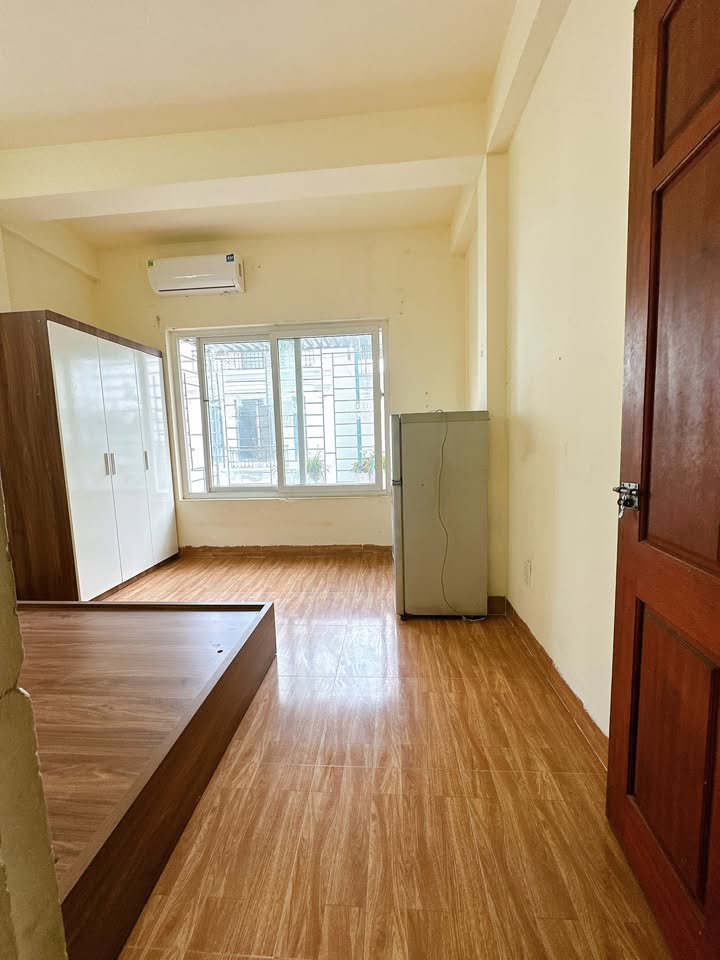 Phòng cho thuê tại KĐT Văn Phú, 20m² giá thỏa thuận - Đầy đủ nội thất, ở ngay!