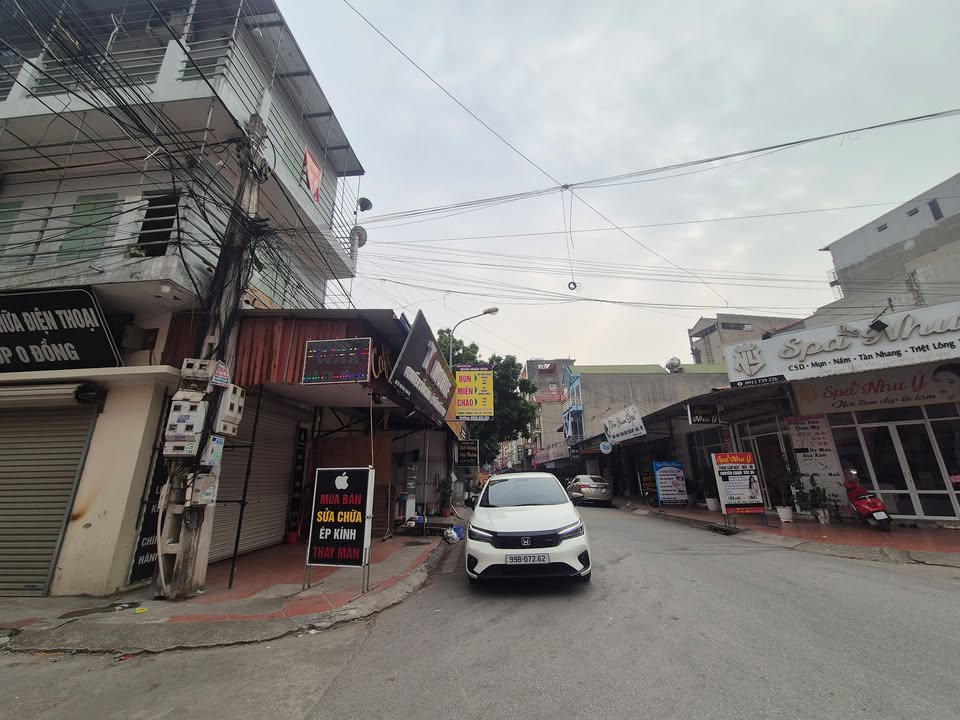 Nhà mặt tiền chợ Móng, 120m², chỉ 10 tỷ - Đầu tư sinh lời cao!