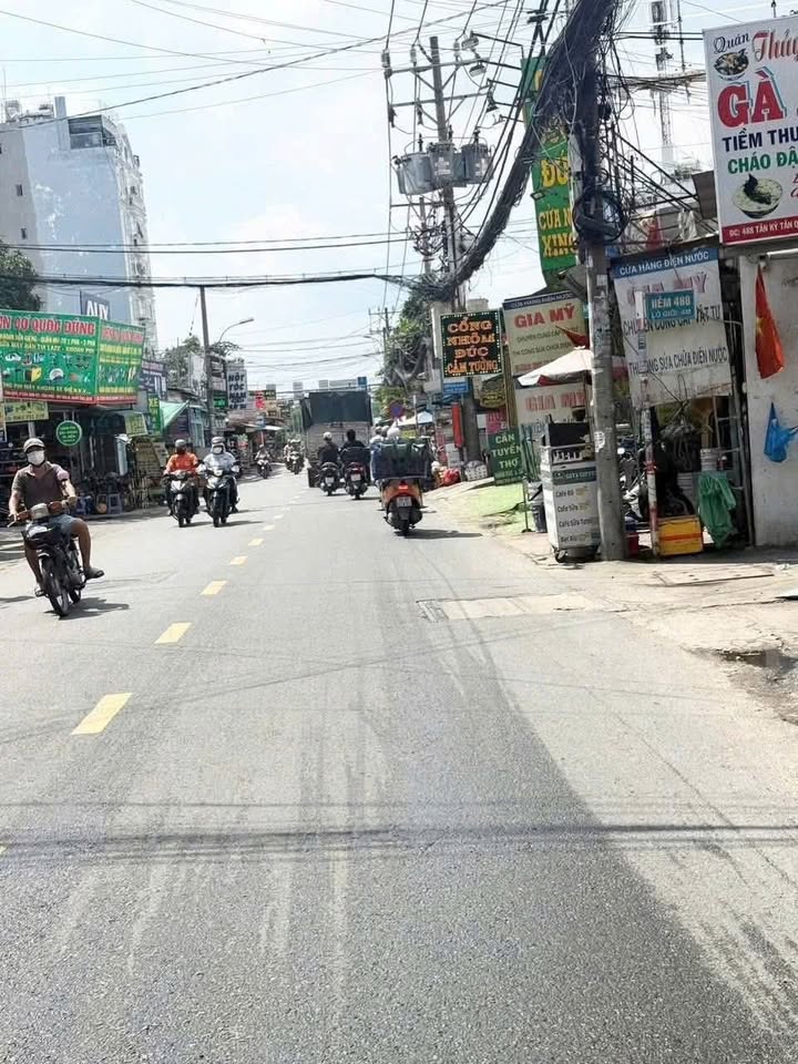 FrontHouse Độc Lập Tân Phú 40m² giá 6.4 tỷ - Cơ hội đầu tư sinh lời!