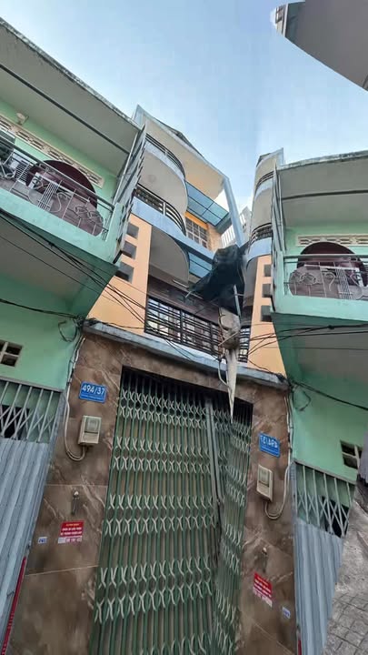 Nhà riêng Quận 10 - 46m² giá 7.96 tỷ - Sẵn sàng vào ở ngay!