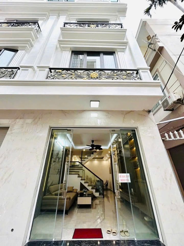 Nhà 4 tầng Phố Thiên Lôi Hải Phòng 42m² giá 4.15 tỷ - Ô tô đỗ cửa, vào ở ngay!
