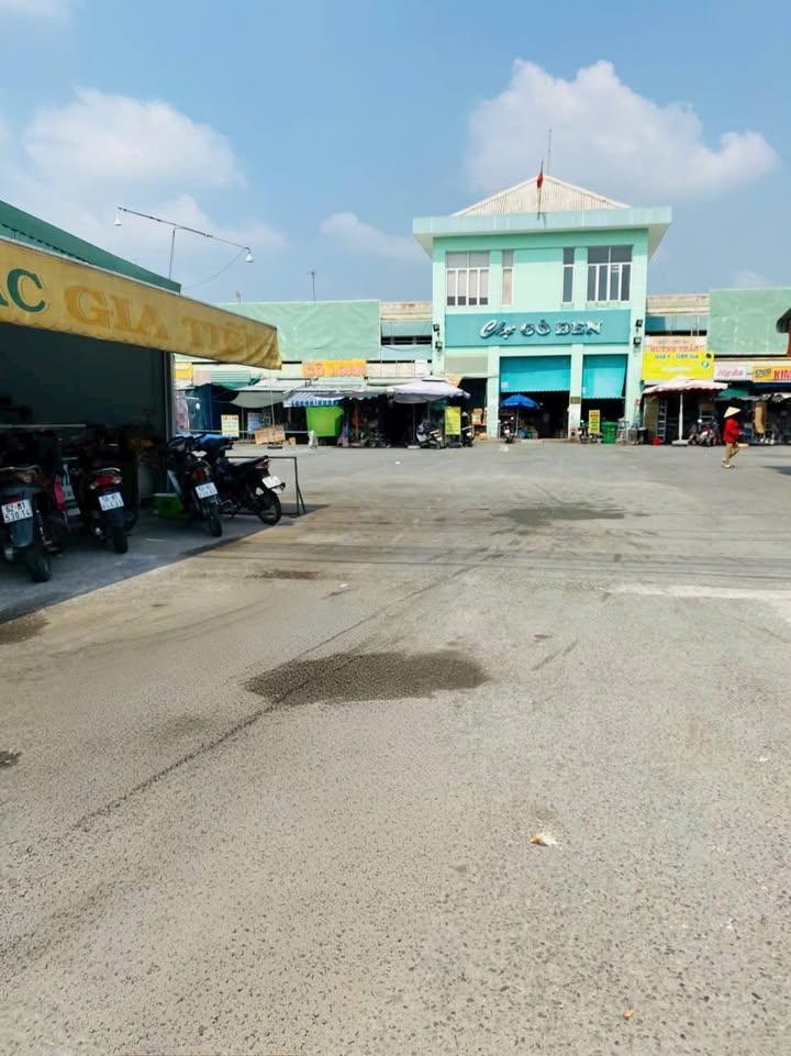 Đất nền KDC Chợ Gò Đen - Bến Lức 100m² giá 2.7 tỷ - Đầu tư sinh lời tiềm năng!