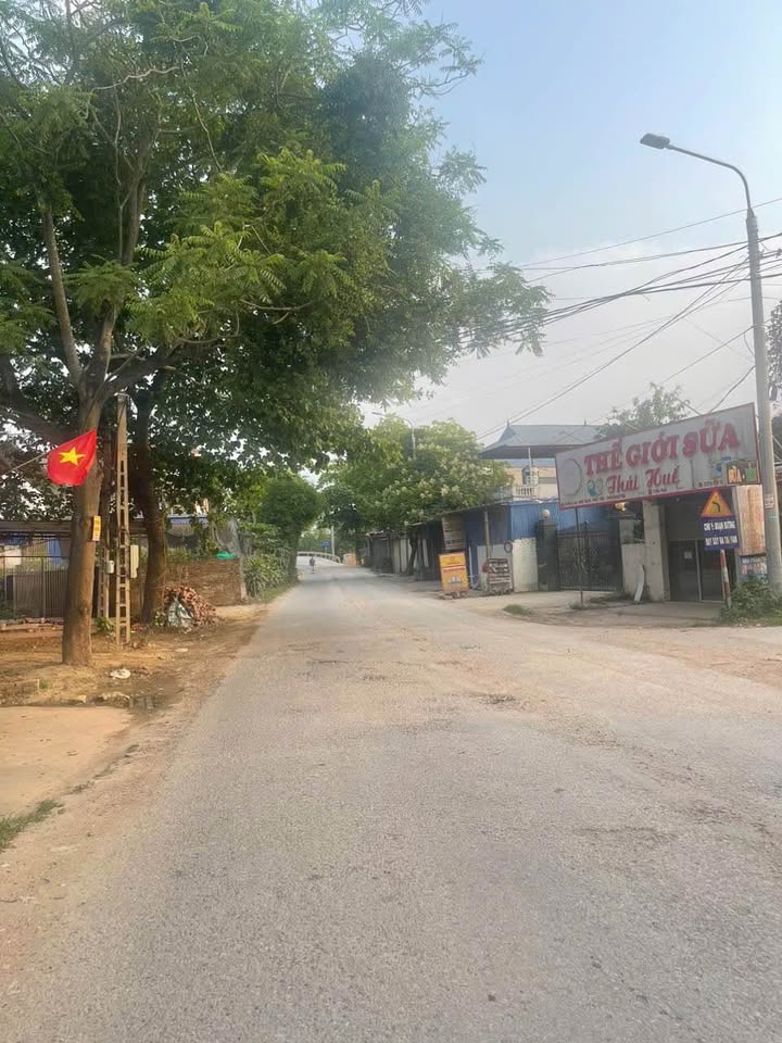 Đất thổ cư 261 Phổ Yên 240m² giá 3 tỷ - Mặt tiền kinh doanh sầm uất!