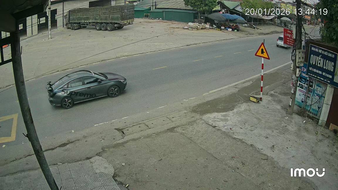 Mặt bằng cho thuê tại Quốc lộ 2, Vĩnh Thịnh - Đối diện cây xăng chợ Bồ Sao!