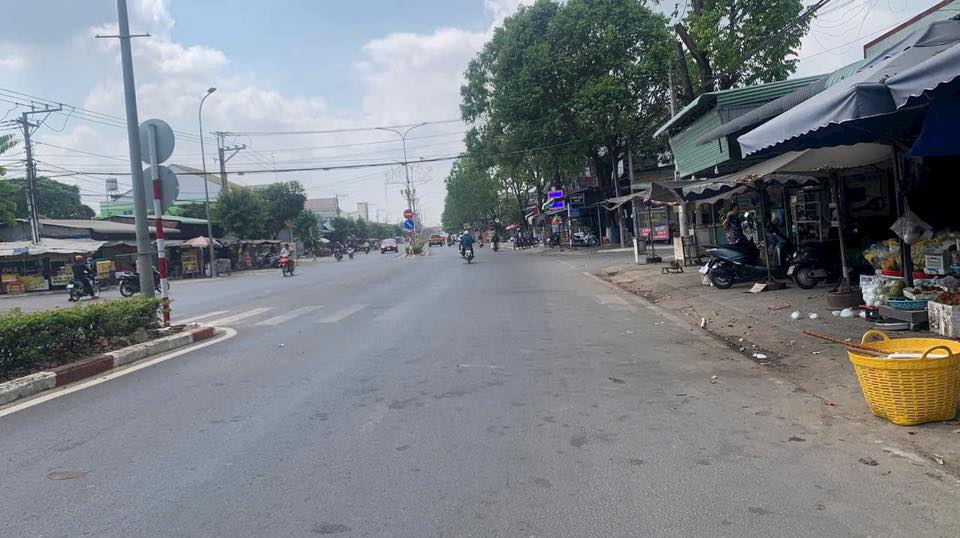 Bán gấp FrontHouse mặt tiền Nguyễn Chí Thanh, Dương Minh Châu, 265m², giá 4.2 tỷ - Cơ hội đầu tư tốt!