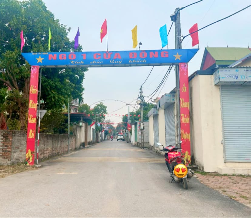 Đất nền Mai Đình, Sóc Sơn 93m² giá 2 tỷ - Sổ đỏ chính chủ, tiện ích đầy đủ!