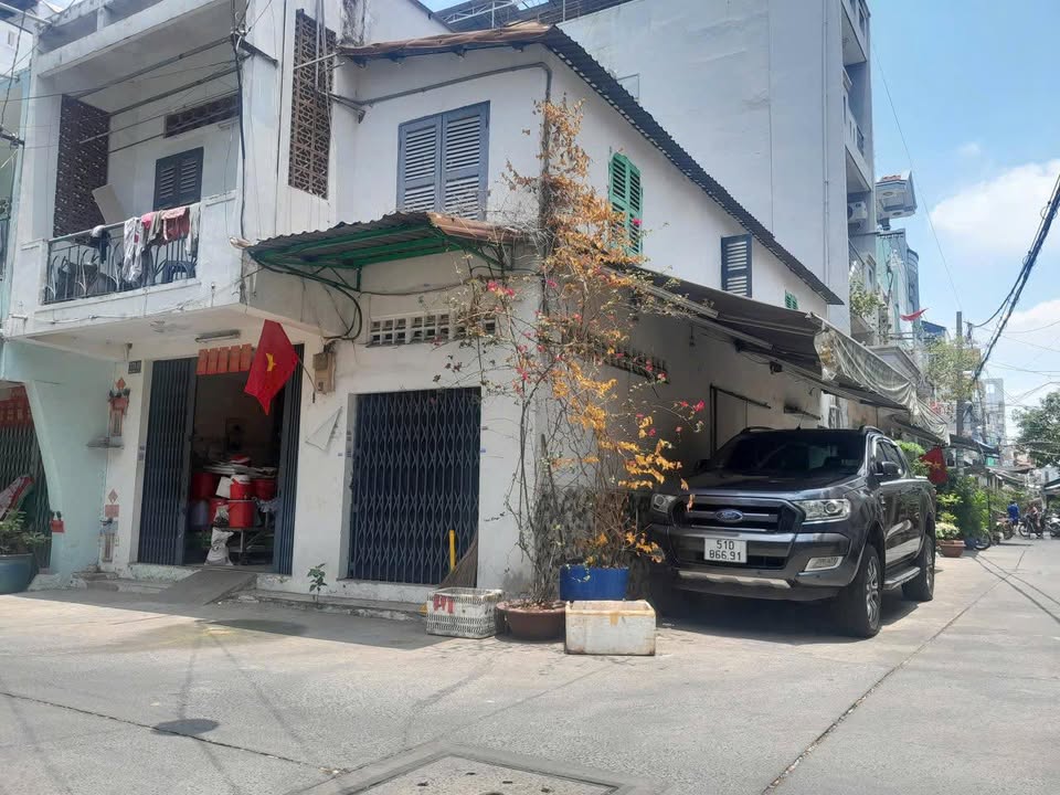 Nhà bán hẻm 370 Minh Phụng, Quận 11, 60m² giá 8.5 tỷ - Căn góc 2 mặt tiền!