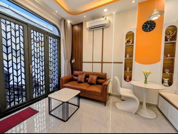 Nhà hẻm 3m Nguyễn Lâm, Bình Thạnh 35m² giá 5.5 tỷ - Sổ đỏ chính chủ, full nội thất!