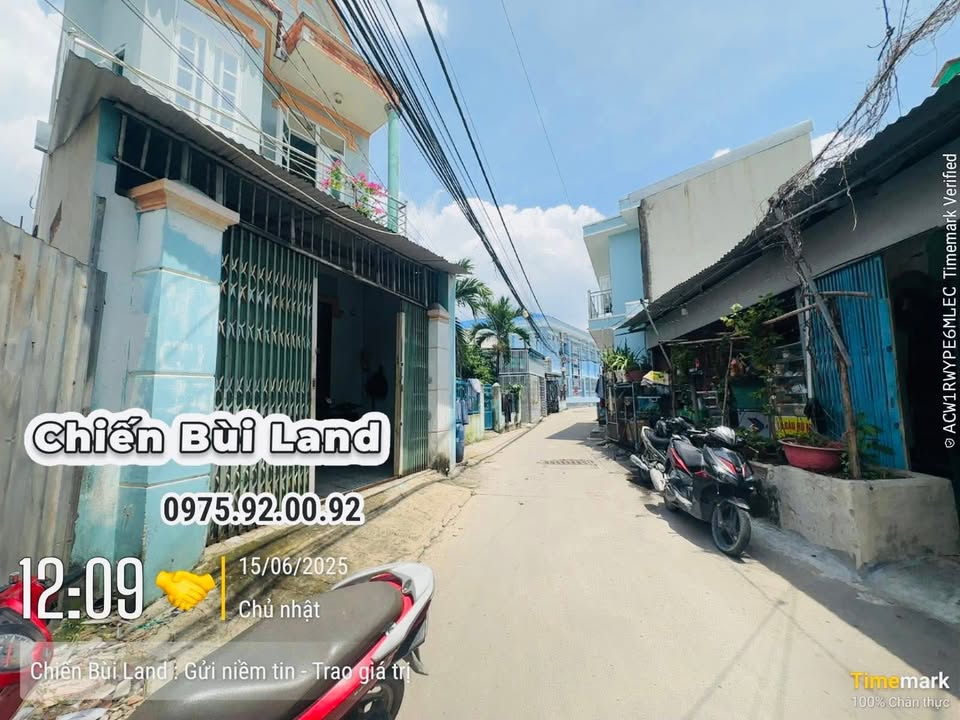 Nhà phố 2 tầng tại Ấp 2, Nhơn Trạch, 100m² giá 2.5 tỷ - Sổ hồng riêng