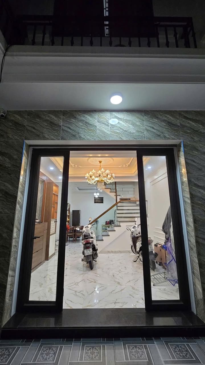 Nhà phố Ngô Gia Tự, Hải An, 40m² giá 3 tỷ - Ô tô đỗ cửa, an ninh tốt!