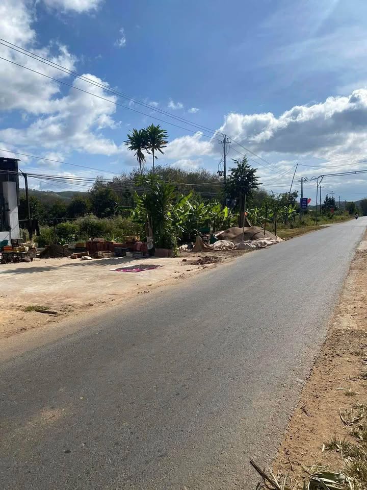 Đất mặt đường Tỉnh lộ 671, Xã Ngọk Wang, 180m² - Cơ hội đầu tư tuyệt vời!