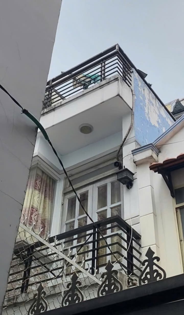 Nhà 56m² tại Quận 8 - Giá chỉ 3 tỷ - Tiềm năng tăng giá cao!