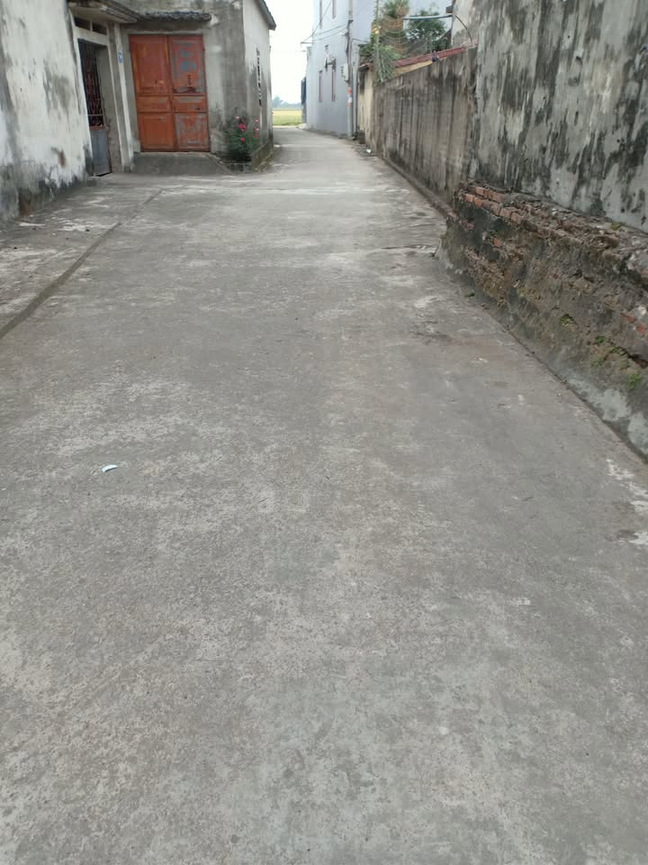 Đất nền thôn Trái Vân, Phú Xuyên 100m² - Gần khu công nghiệp, tiện ích đầy đủ!