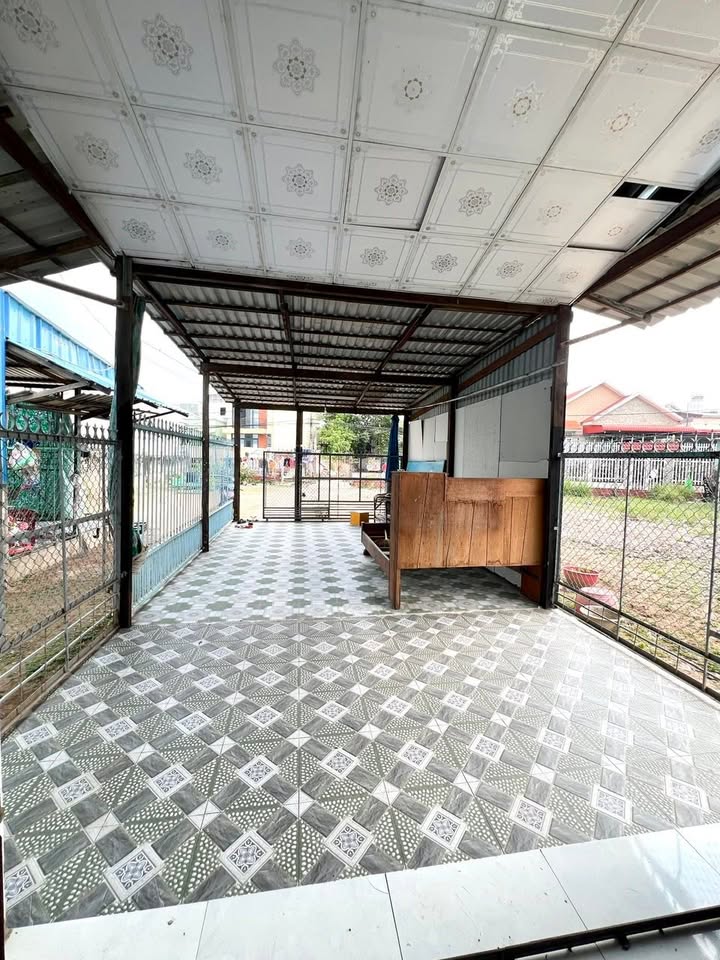 Nhà cho thuê hẻm Nguyễn Bỉnh Khiêm, Phường Mỹ Long 100m² giá 2.5 triệu - Không gian rộng rãi thoải mái!