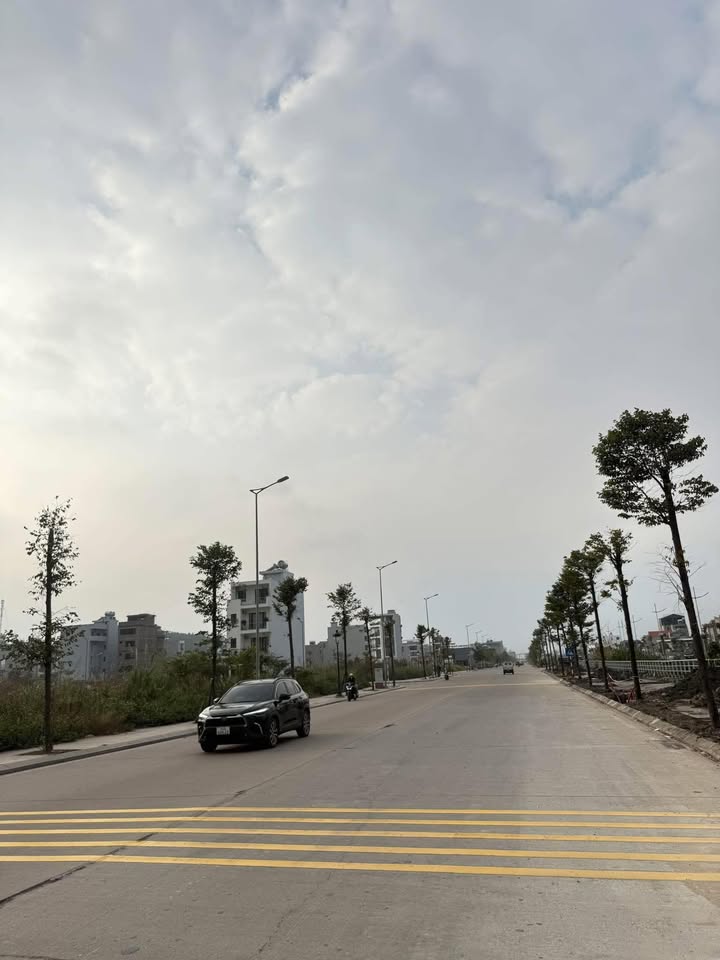 Đất kinh doanh mặt mương Lideoco Cao Thắng 65m² giá 5 tỷ - Cơ hội đầu tư tuyệt vời!