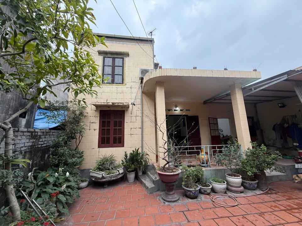 Nhà riêng Cẩm Bình 201.78m² giá 1 tỷ - Sổ đỏ chính chủ!