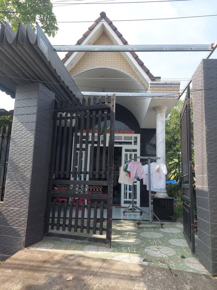 Nhà riêng Vĩnh Tân 270m² giá 2 tỷ - Sổ riêng chính chủ, tiện nghi đầy đủ!