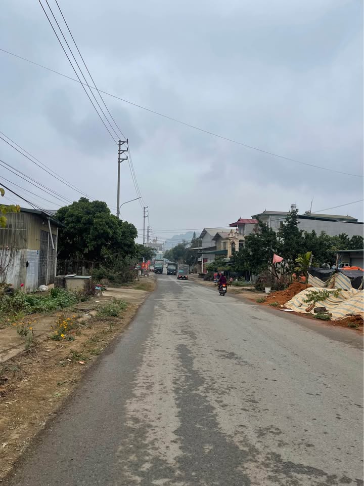 Đất nền mặt đường Bùi Thi Xuân, Sơn La 104m² giá 970 triệu - Phù hợp đầu tư ngay!