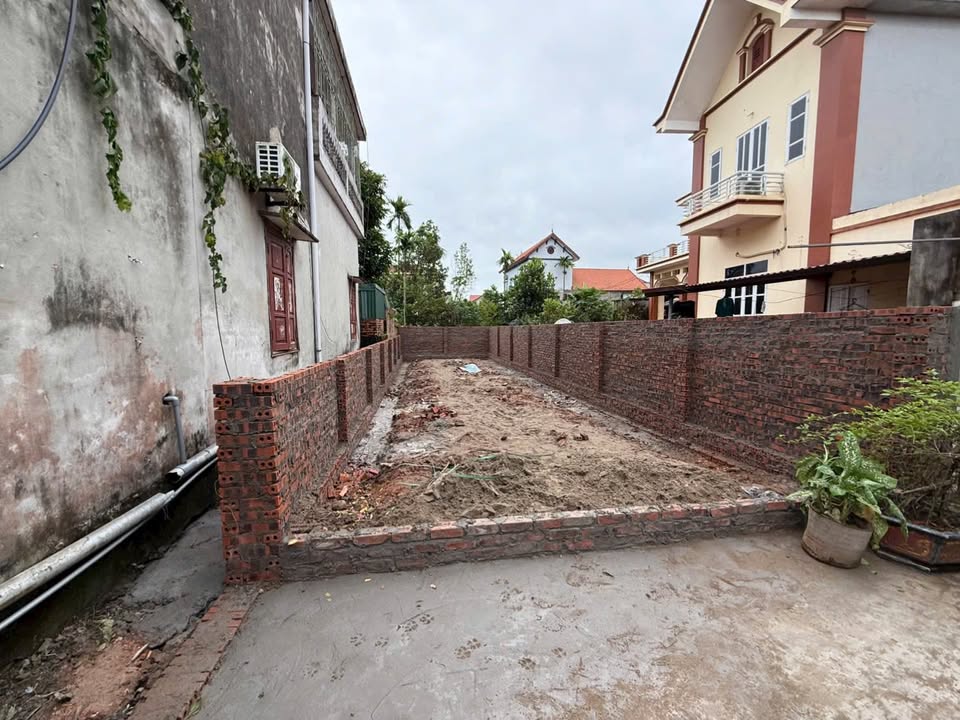 Đất nền chính chủ tại xã Phú Châu, huyện Ba Vì, diện tích 100m² - Vị trí đắc địa, giá thỏa thuận!