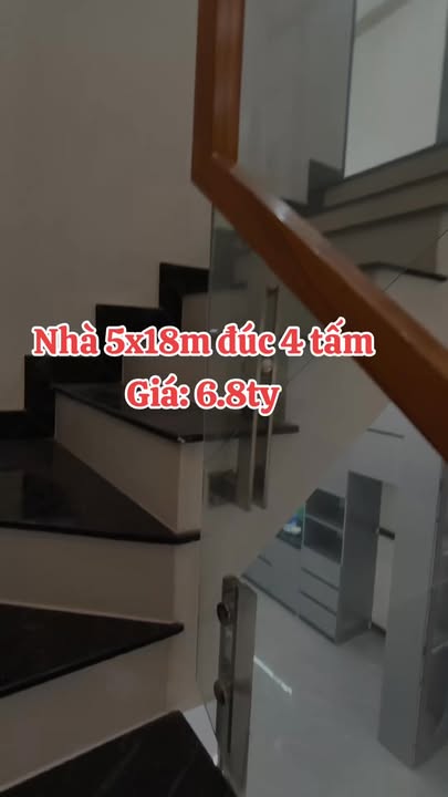 Nhà phố Tân Thới Nhất, Quận 12, 90m² giá 6.8 tỷ - Chính chủ bán gấp!
