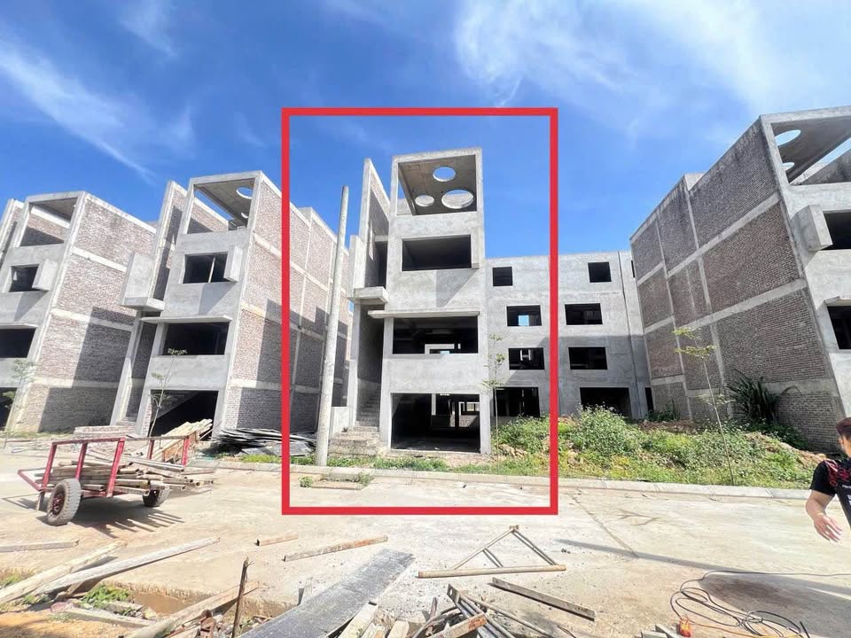 Nhà phố 4 tầng 75m² tại thị trấn Xuân Mai - Sổ đỏ chính chủ, vị trí vàng!